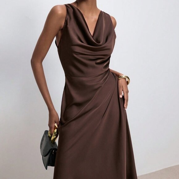 Coffee Brown Elegant Women's Halter Neck Sleeveless Backless Dress - Picture 3 of 4